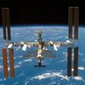NASA: Пробоина на МКС не повлияла на работу солнечных батарей