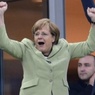 Меркель зашла в раздевалку сборной Германии, поздравив с победой (ФОТО)