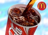 Пушков предложил «Макдоналдсу» и «Кока-Коле» добровольно уйти
