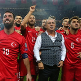 Турция выходит на ЕВРО с третьего места, благодаря победе Казахстана