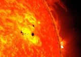 На Солнце обнаружено гигантское пятно, в 10 раз больше Земли
